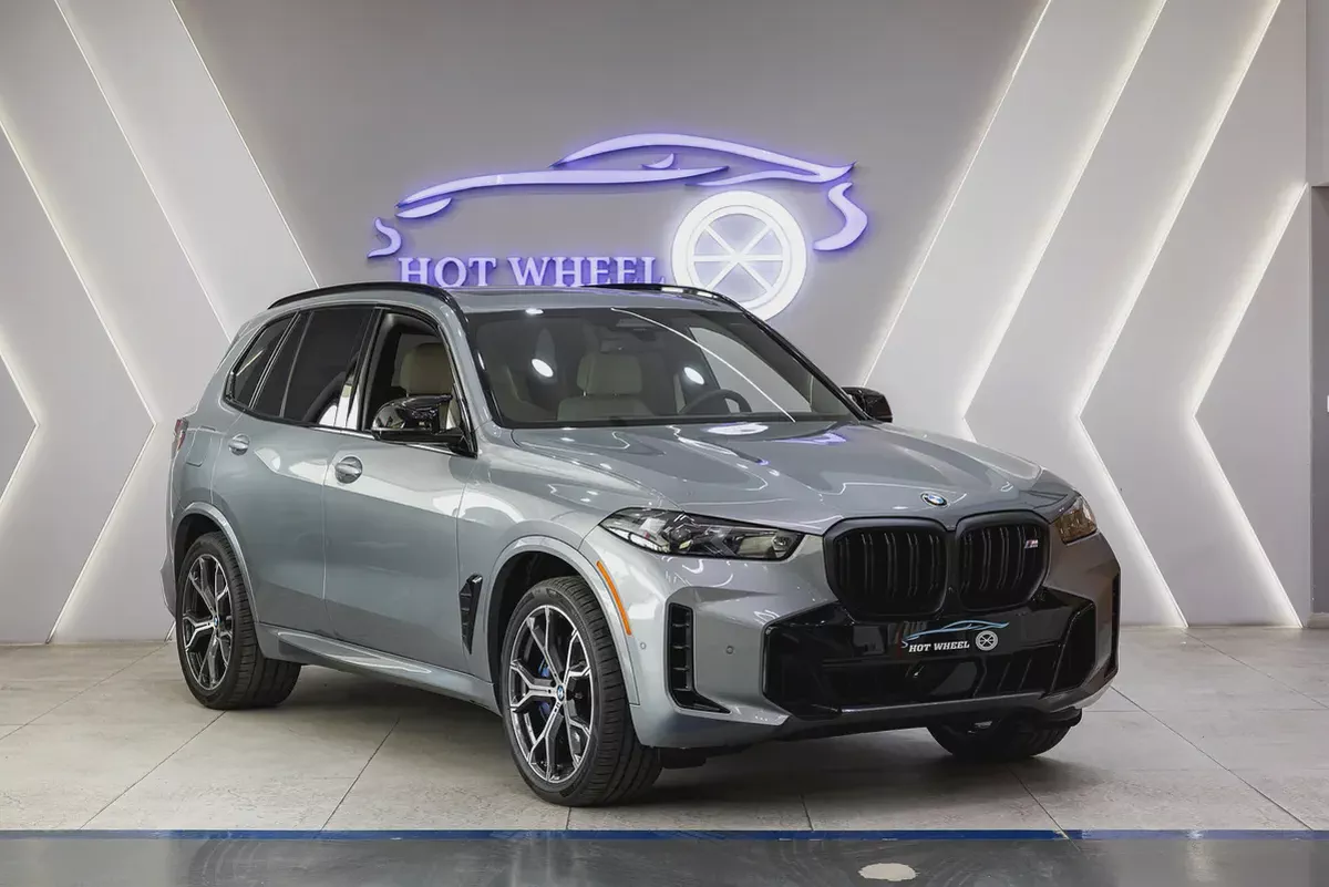 2025 - BMW X5 M60i - V8 for 377,000.00 AED-3-3