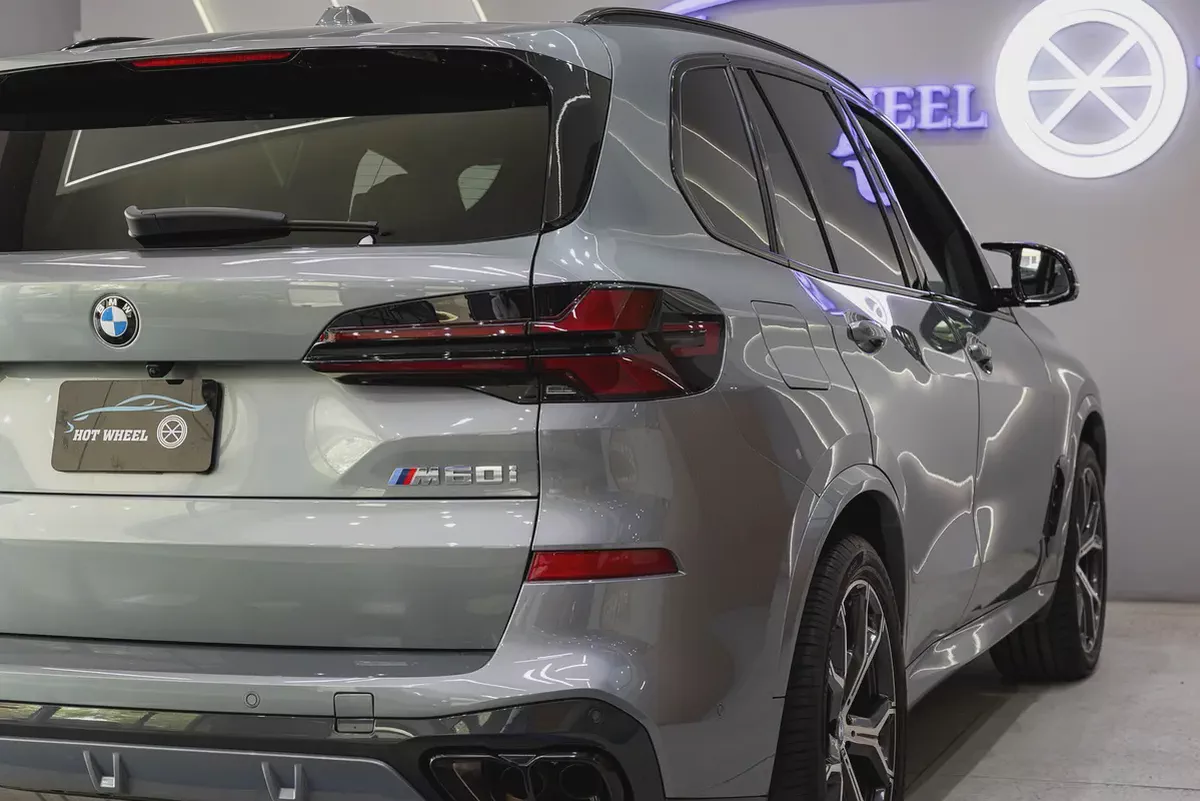2025 - BMW X5 M60i - V8 for 377,000.00 AED-5-5