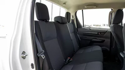 Toyota Hilux DLX HILUX 2.4L MED OPTION DIESEL 2024-15