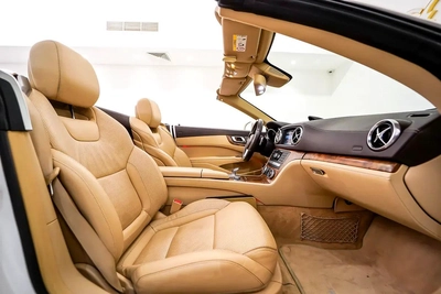AED 3069 PM | MERCEDES BENZ SL400 AMG 2016 | PRISTINE CONDITION | 1 YEAR WARRANTY | GCC-9