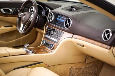 AED 3069 PM | MERCEDES BENZ SL400 AMG 2016 | PRISTINE CONDITION | 1 YEAR WARRANTY | GCC-2