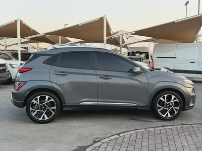 2022 Hyundai Kona Comfort GCC Specs-9