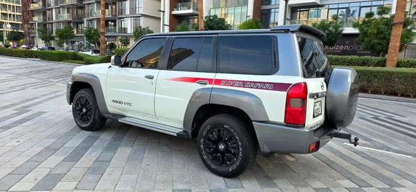 2019 Nissan patrol super safari ( manual Transmission)