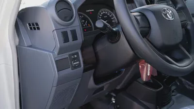 Toyota Land Cruiser 70 Series LC 71 4.0L MT 2025 GCC Specs-11