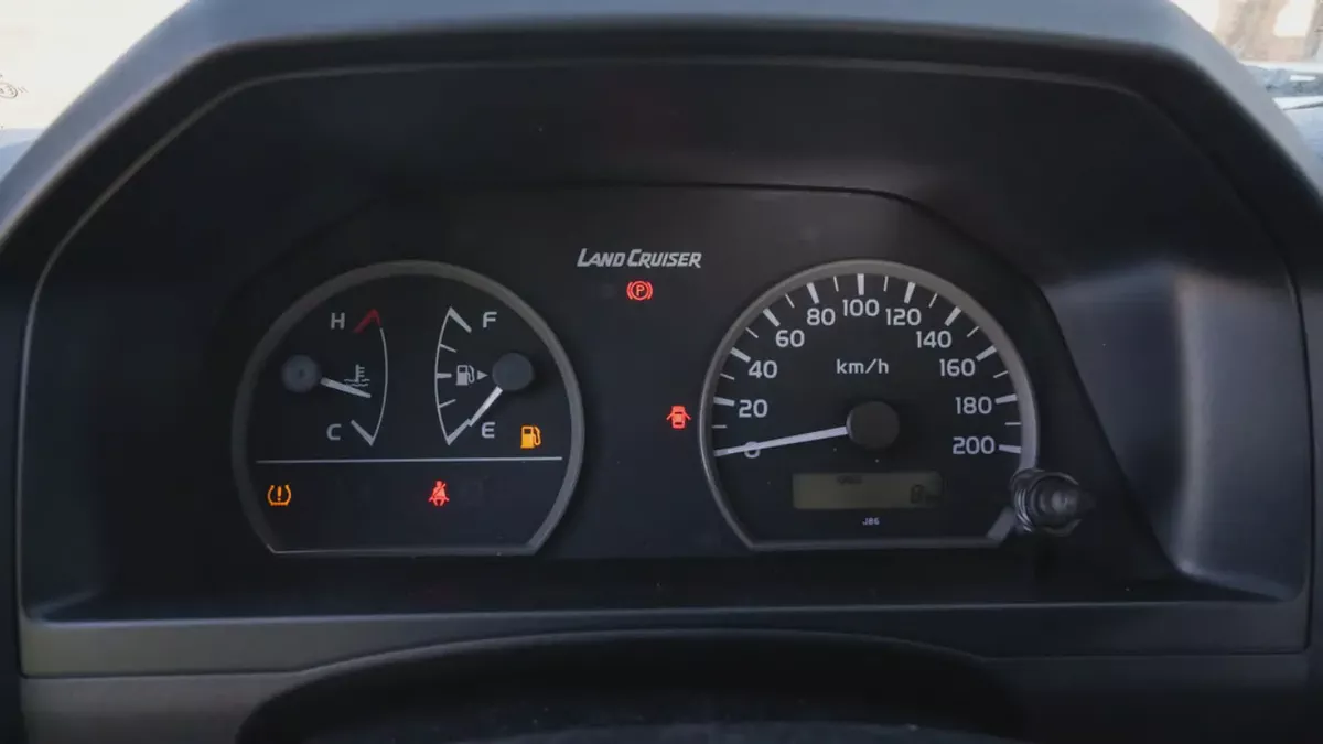 Toyota Land Cruiser 70 Series LC 71 4.0L MT 2025 GCC Specs-6-6