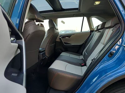 Toyota RAV4 ADVENTURE RAV4 Adventure Full Option 2025-16