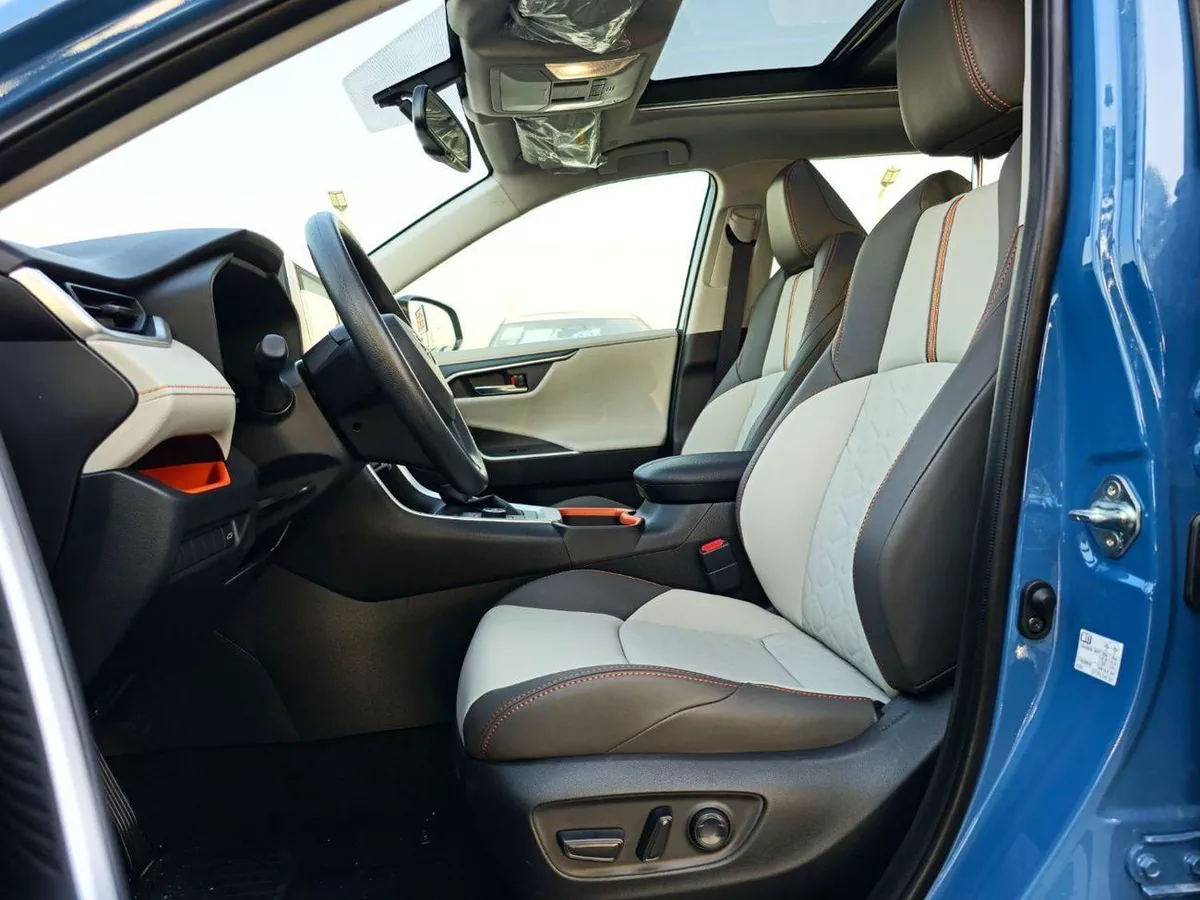 Toyota RAV4 ADVENTURE RAV4 Adventure Full Option 2025-10-0