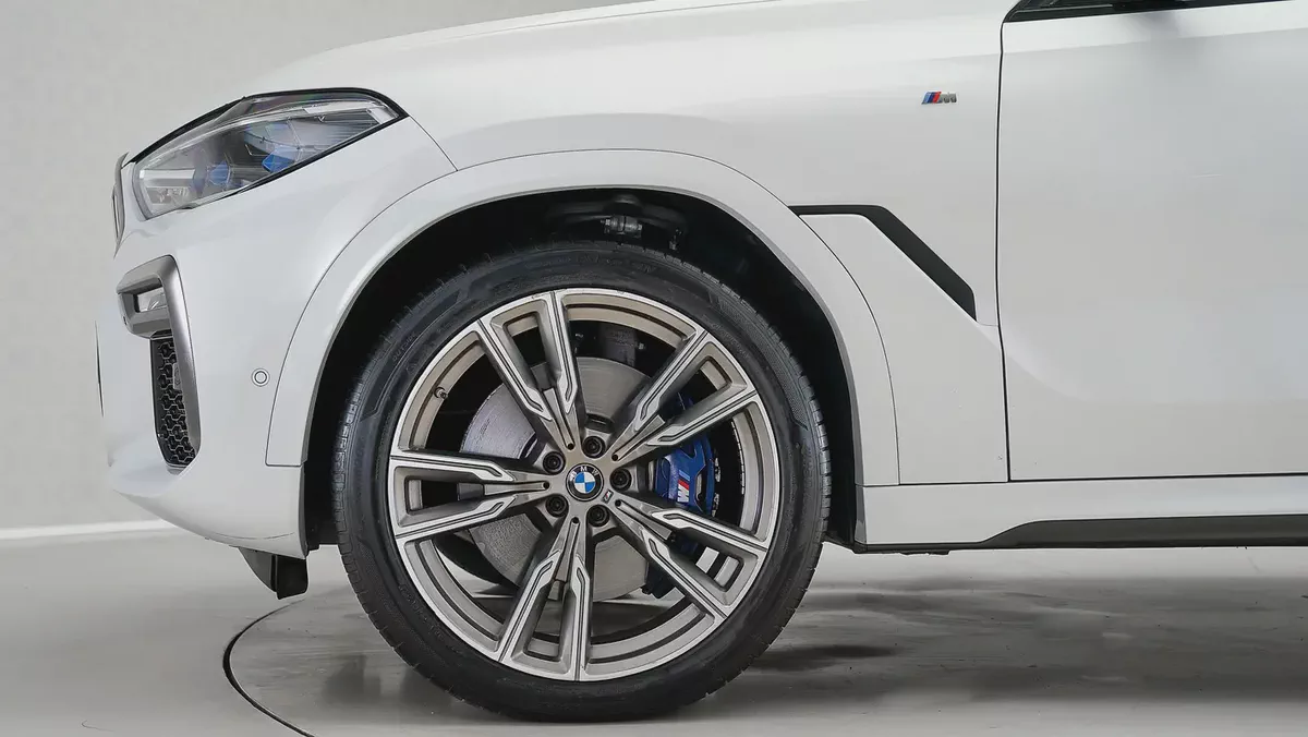 UAEs Very Best Example | AED 2,915 Per Month | Low KM X6 M50i-10-10