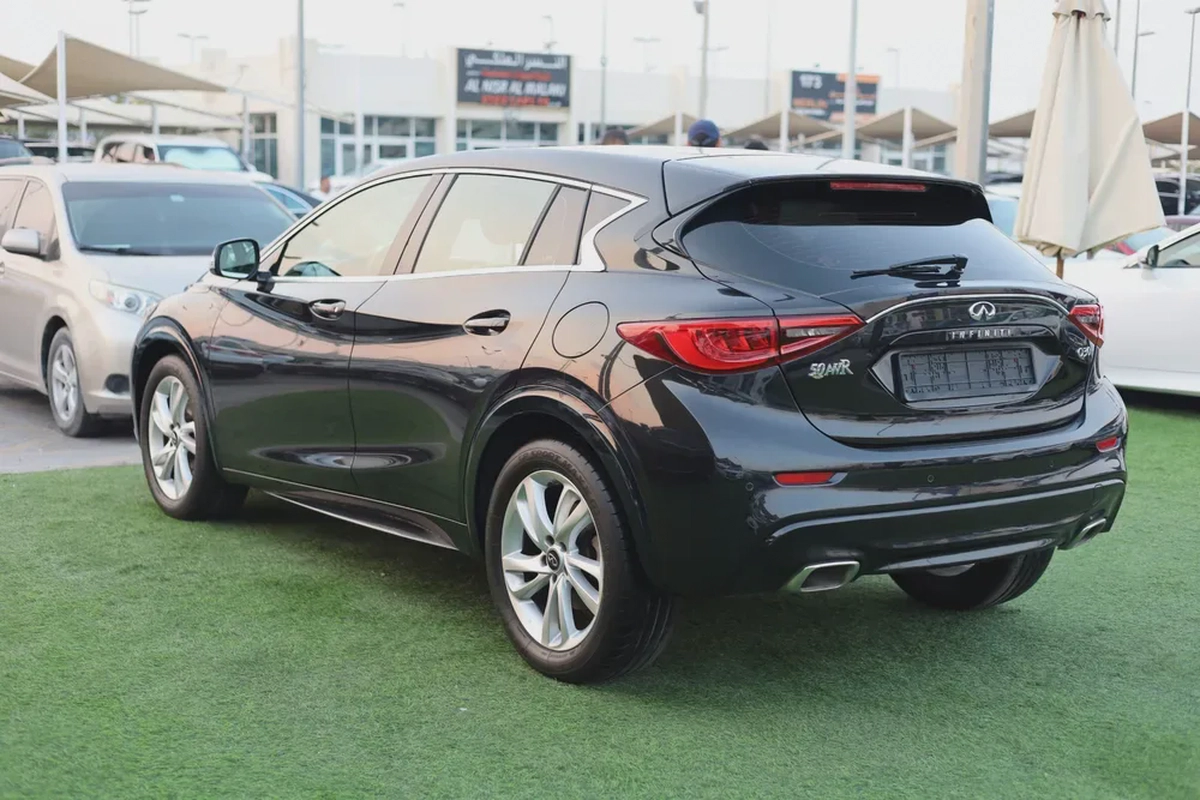 Used Infiniti QX30 2.0T AWD Base 2019-2-2