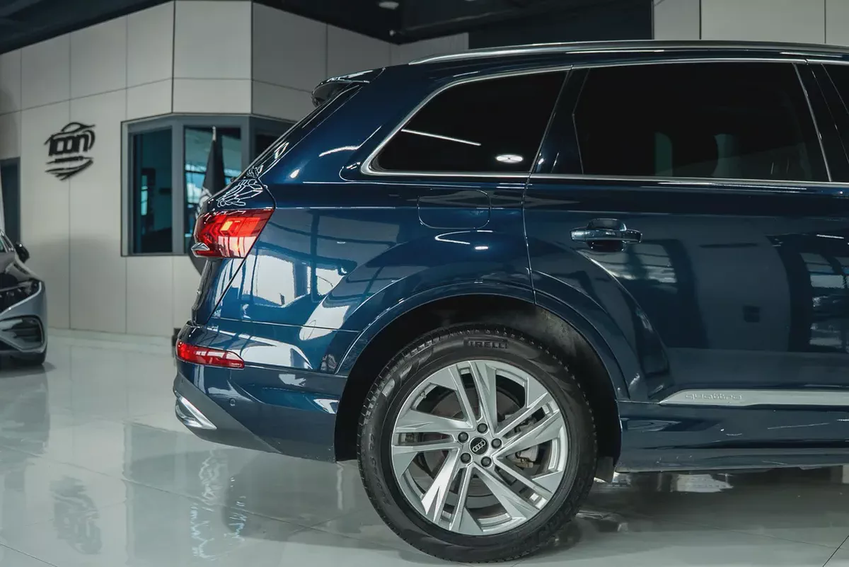 2024 Audi Q7 3.0 TFSI quattro (American Specs) in Immaculate Condition-13-13