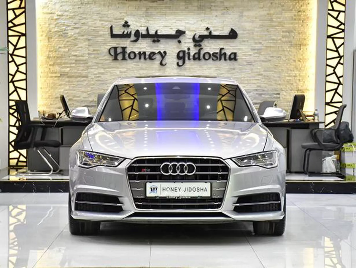 Audi S6 V8T ( 2016 Model ) in Silver Color GCC Specs