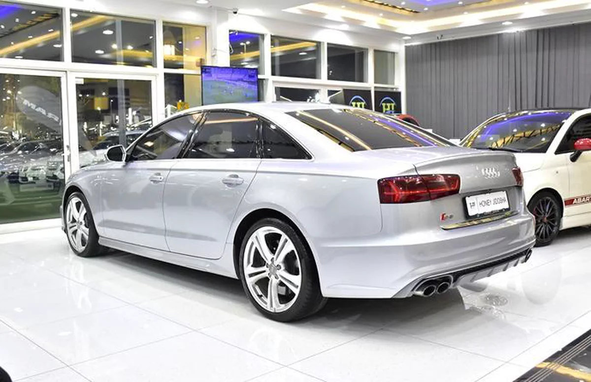 Audi S6 V8T ( 2016 Model ) in Silver Color GCC Specs-10-10