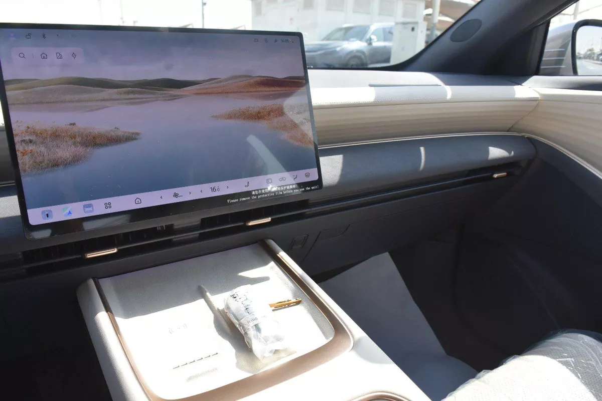 NISSAN N6 PHEV 2026 | GOLD-8-8