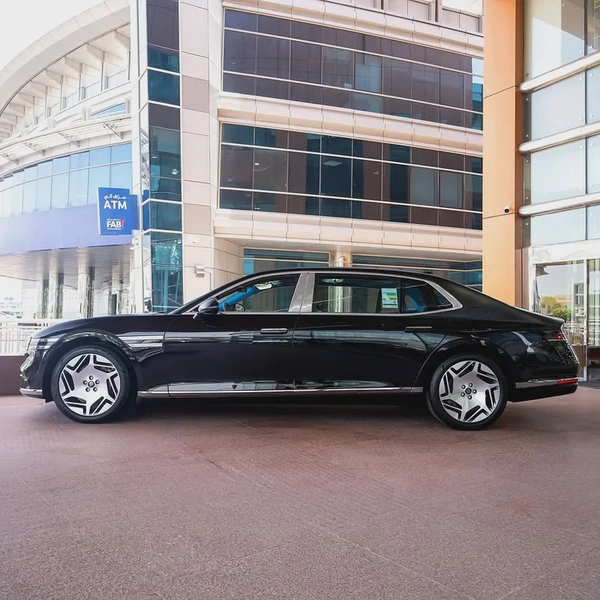 2024 GENSIS G90 Brand NEW GCC LWB LIMITED EDITION ( 1 OF 1) With Warranty + Service