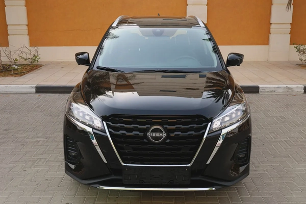 NISSAN KICKS SL 1.6L - GCC SPECS - 5 YEARS UNDER WARRANTY - FREE SERVICE CONTRACT - ACCIDENT FREE -