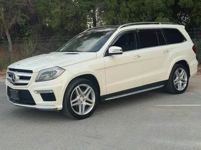 Pristine Mercedes-Benz GL 550 4MATIC 2015 | GCC Specs | Full Service History-1