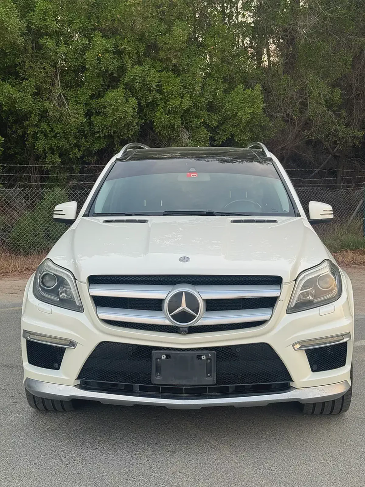 Pristine Mercedes-Benz GL 550 4MATIC 2015 | GCC Specs | Full Service History