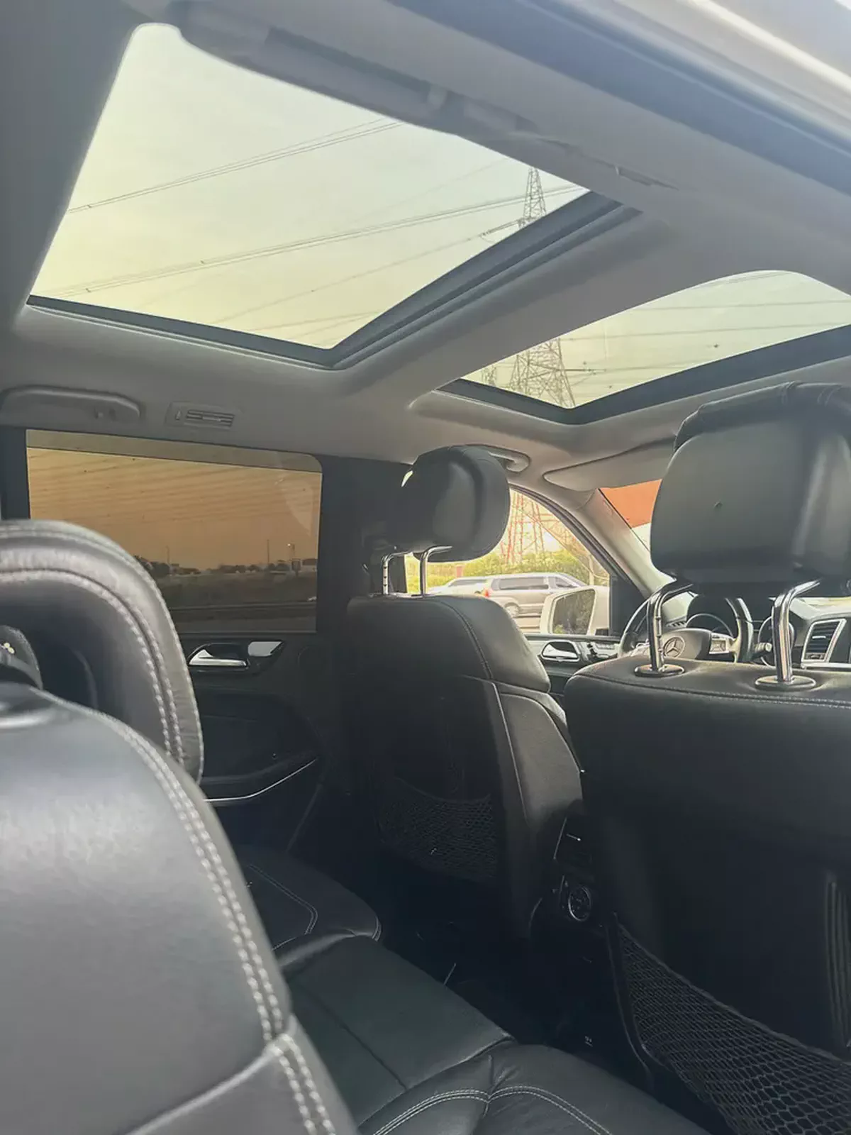 Pristine Mercedes-Benz GL 550 4MATIC 2015 | GCC Specs | Full Service History-8-8