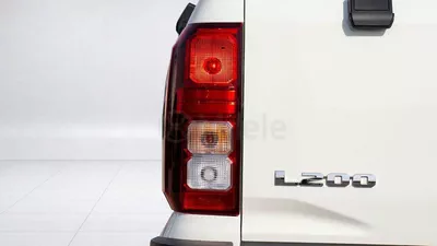 Mitsubishi L200 GL-8