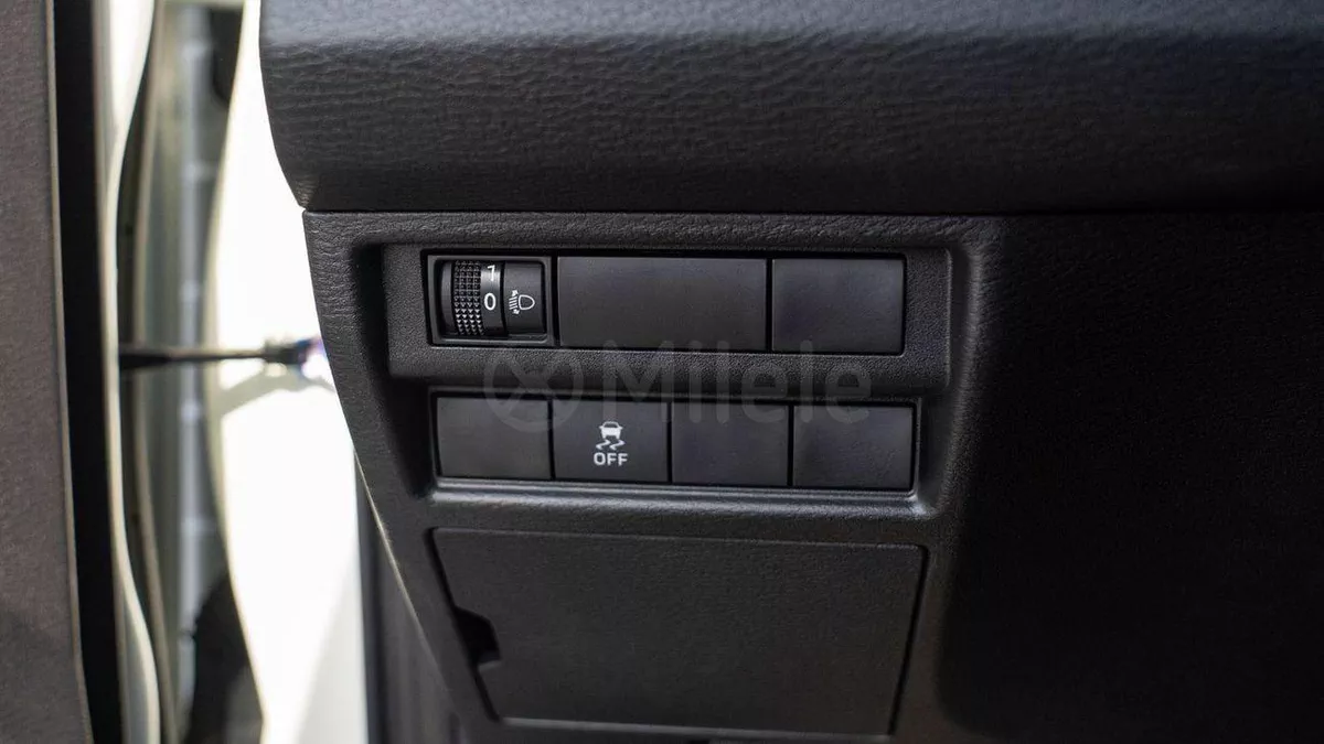 Mitsubishi L200 GL-15-0