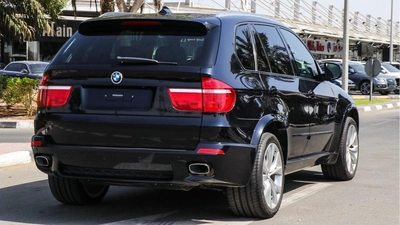 BMW X5M-10
