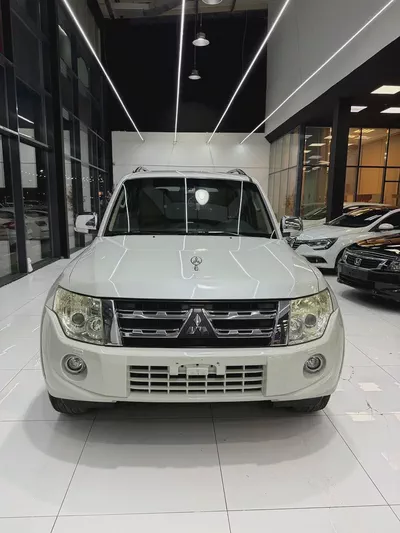 Mitsubishi Pajero Gcc Full option-0