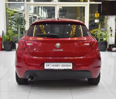 EXCELLENT DEAL for our Alfa Romeo Giulietta ( 2013 Model ) in Red Color Japanese Specs-4