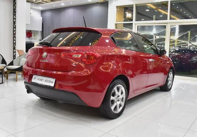 EXCELLENT DEAL for our Alfa Romeo Giulietta ( 2013 Model ) in Red Color Japanese Specs-5