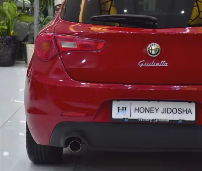 EXCELLENT DEAL for our Alfa Romeo Giulietta ( 2013 Model ) in Red Color Japanese Specs-7