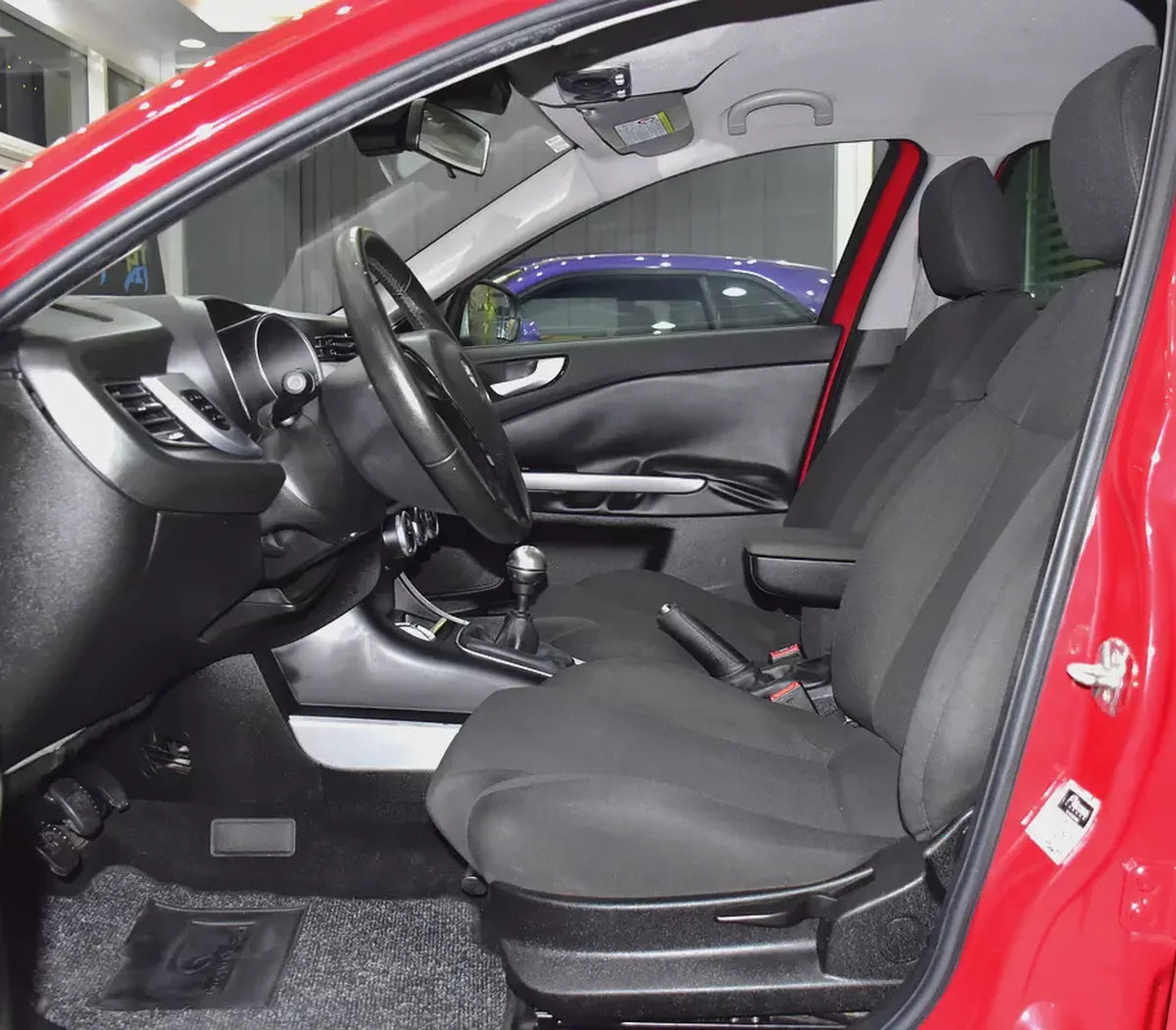 EXCELLENT DEAL for our Alfa Romeo Giulietta ( 2013 Model ) in Red Color Japanese Specs-9-9