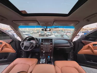 نيسان بترول المكينه الصغيره  Nissan Patrol 2014 LE Platinum - GCC Specs - Excellent Condition-9