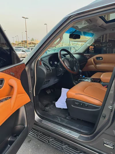نيسان بترول المكينه الصغيره  Nissan Patrol 2014 LE Platinum - GCC Specs - Excellent Condition-10