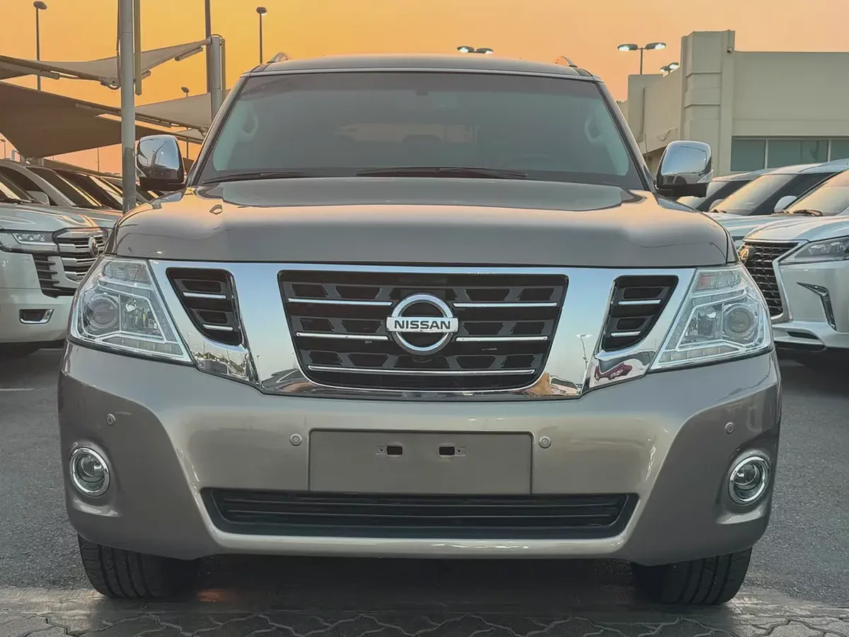نيسان بترول المكينه الصغيره  Nissan Patrol 2014 LE Platinum - GCC Specs - Excellent Condition-7-7