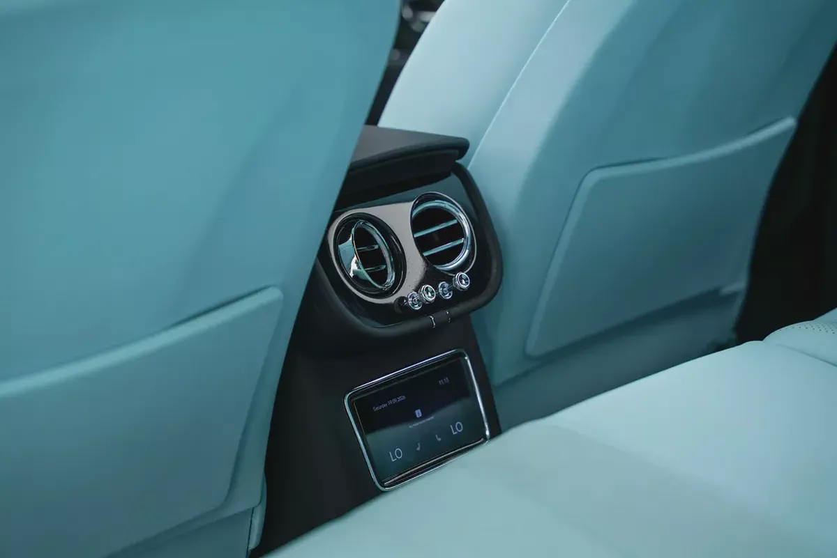 2022 Bentley Bentayga Speed-18-18