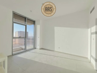Luxurious Apartment ! Ready To Move ! With All Aminities ! Spacious-3