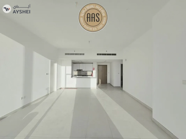 Luxurious Apartment ! Ready To Move ! With All Aminities ! Spacious