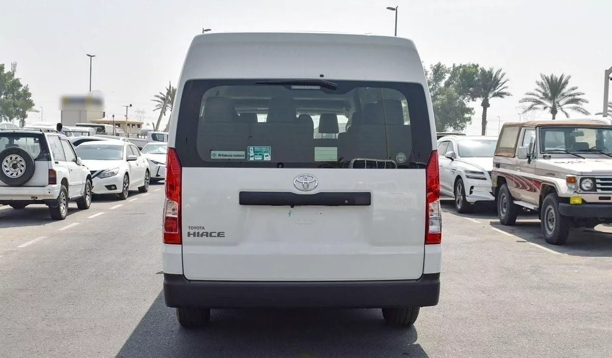 Toyota Hiace GL Toyota Haice 3.5 passenger 13 seater Model 2026-13-0