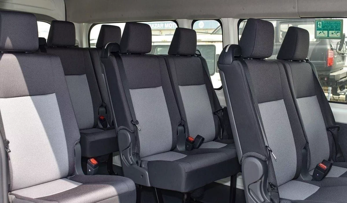 Toyota Hiace GL Toyota Haice 3.5 passenger 13 seater Model 2026-6-0