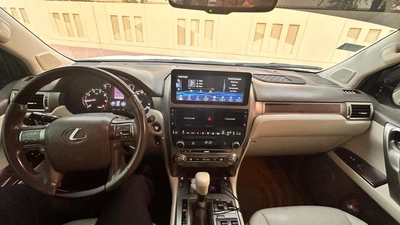 Lexus GX460 GX460 || 4.6L V8 PETROL | SUNROOF | REAR ENTERTAINMENT SCREEN | FULL OPTION-20