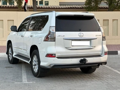 Lexus GX460 GX460 || 4.6L V8 PETROL | SUNROOF | REAR ENTERTAINMENT SCREEN | FULL OPTION-4