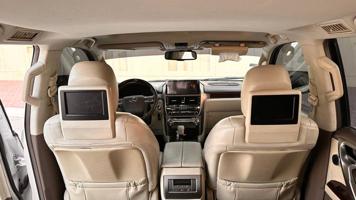Lexus GX460 GX460 || 4.6L V8 PETROL | SUNROOF | REAR ENTERTAINMENT SCREEN | FULL OPTION-16-0