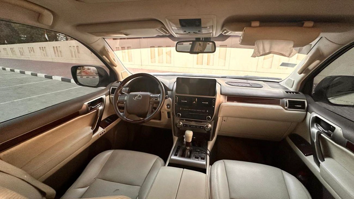 Lexus GX460 GX460 || 4.6L V8 PETROL | SUNROOF | REAR ENTERTAINMENT SCREEN | FULL OPTION-17-0