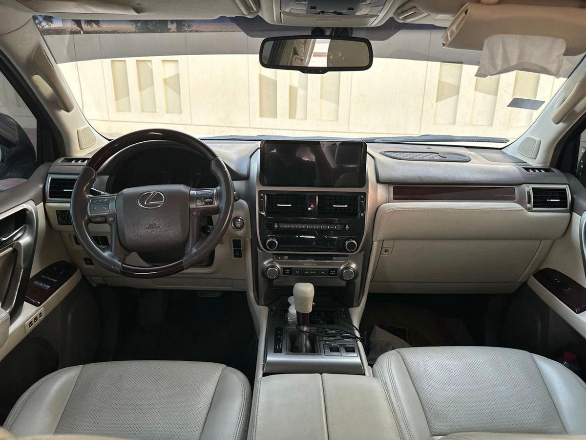 Lexus GX460 GX460 || 4.6L V8 PETROL | SUNROOF | REAR ENTERTAINMENT SCREEN | FULL OPTION-18-0