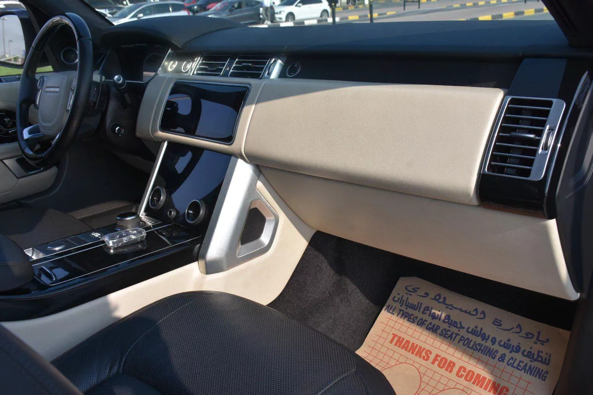 LAND ROVER RANGE ROVER HSE LWB 2020 | WHITE-3-3