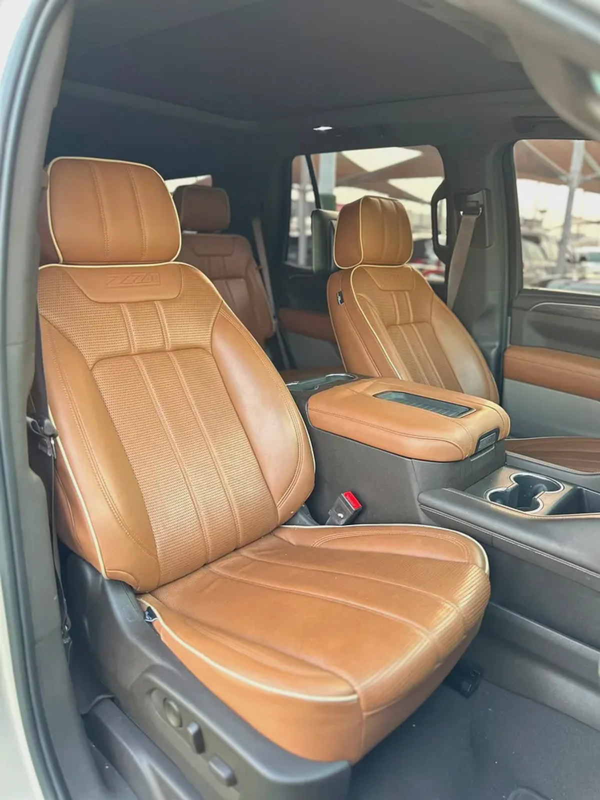 CHEVROLET TAHOE Z71 GCC 2022 Full Service History + Warranty Original Paint Zero Accidents Bh Editio-11-11