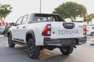 Toyota Hilux Adventure SR5 | 2026 | GCC Specs | V6 4.0L Petrol | 4WD | 4-Door Pickup-5