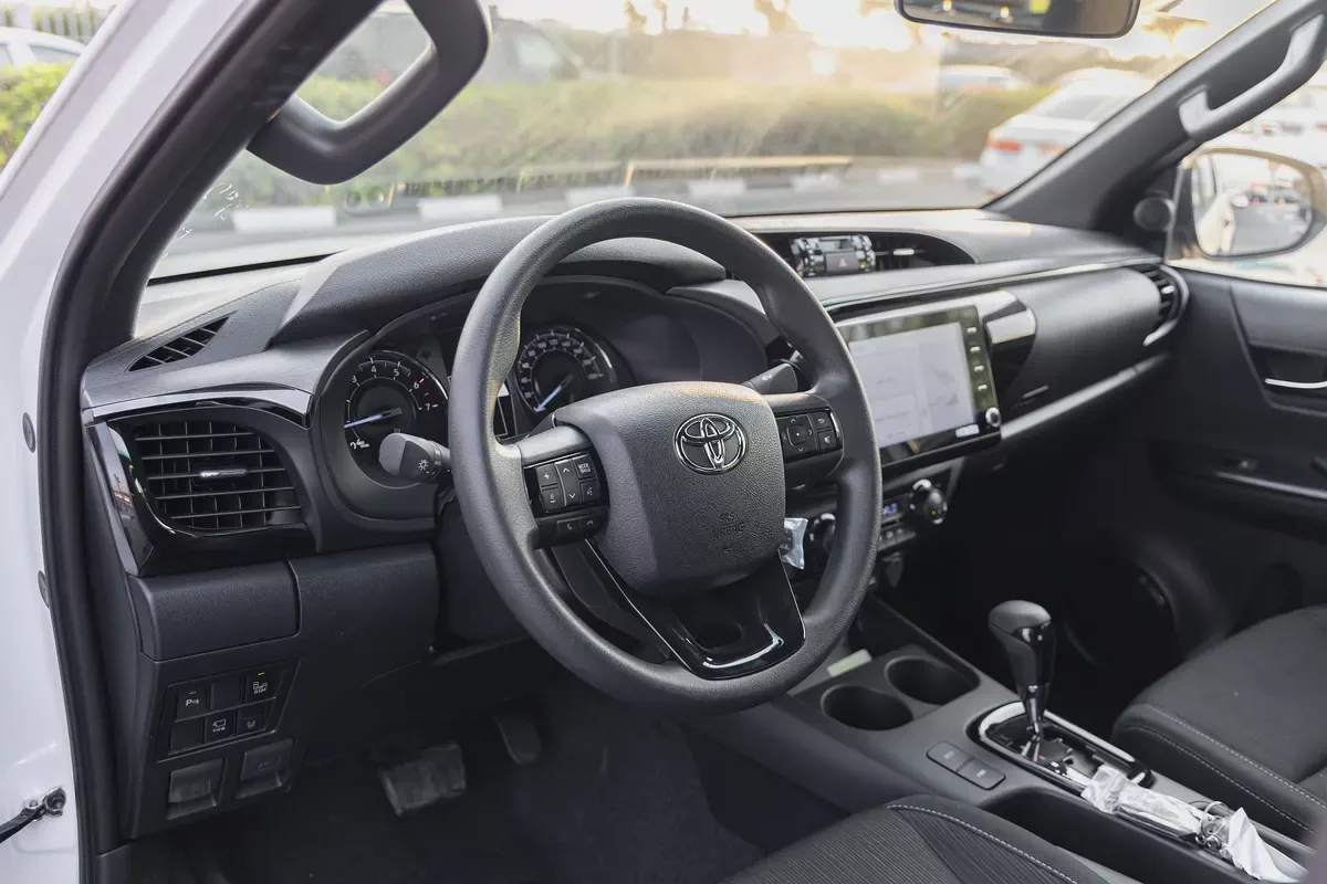Toyota Hilux Adventure SR5 | 2026 | GCC Specs | V6 4.0L Petrol | 4WD | 4-Door Pickup-9-9