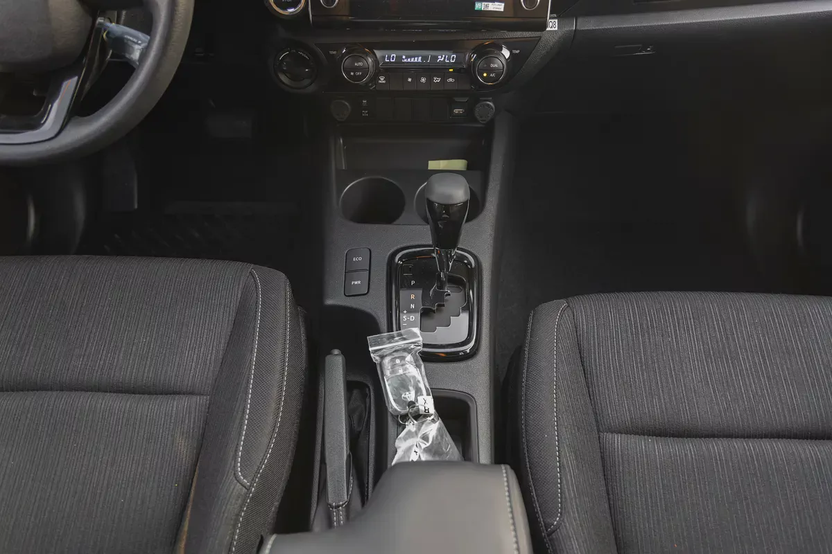 Toyota Hilux Adventure SR5 | 2026 | GCC Specs | V6 4.0L Petrol | 4WD | 4-Door Pickup-16-16