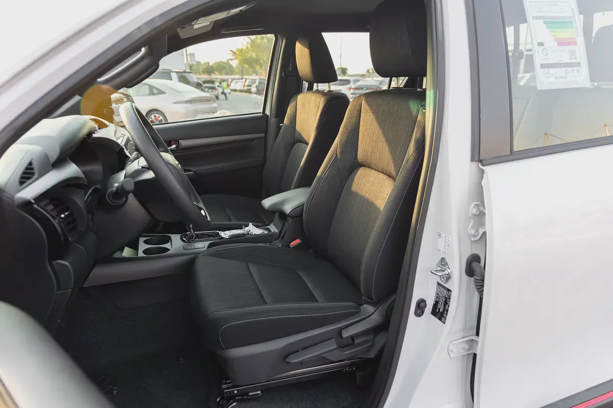 Toyota Hilux Adventure SR5 | 2026 | GCC Specs | V6 4.0L Petrol | 4WD | 4-Door Pickup-8-8