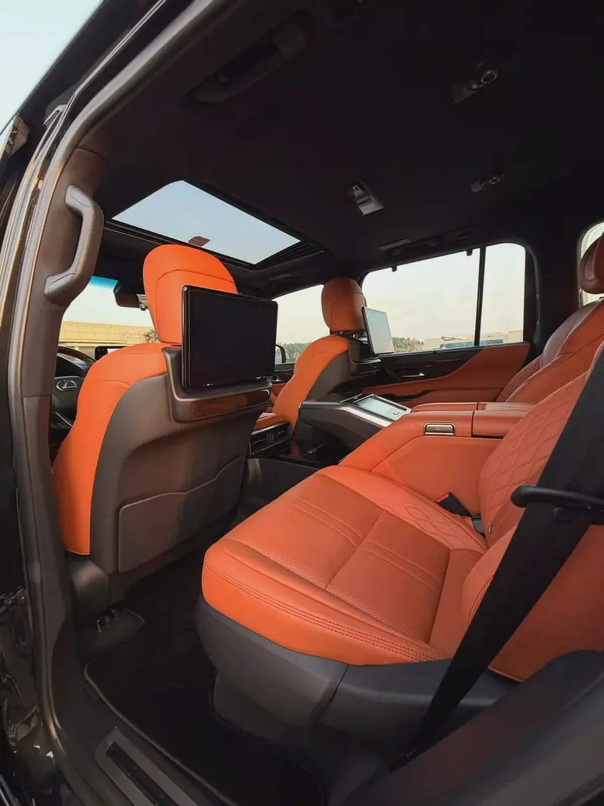 Lexus LX 600 VIP 2023 | GCC Specs | Under warranty-14-14